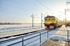 Jūrmalnieki dodas baudīt apsnigušo pilsētvides ainavu