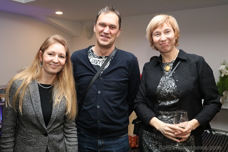 «Radisson Blu Daugava» restorāns «Panorama» iepazīstina tūrisma profesionāļus un korporatīvos partnerus ar indiešu virtuves piedāvājumu «Radisson Blu Daugava» restorāns «Panorama» iepazīstina tūrisma profesionāļus un korporatīvos partnerus ar indiešu virtuves piedāvājumu 191664