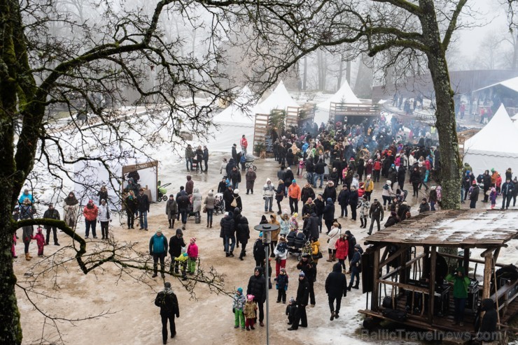 «Ziemas garšu svinēšana» Siguldā pulcē gardēžus no visas Latvijas. Foto autori - Oskars Briedis un Alberts Linarts «Ziemas garšu svinēšana» Siguldā pulcē gardēžus no visas Latvijas. Foto autori - Oskars Briedis un Alberts Linarts 191730
