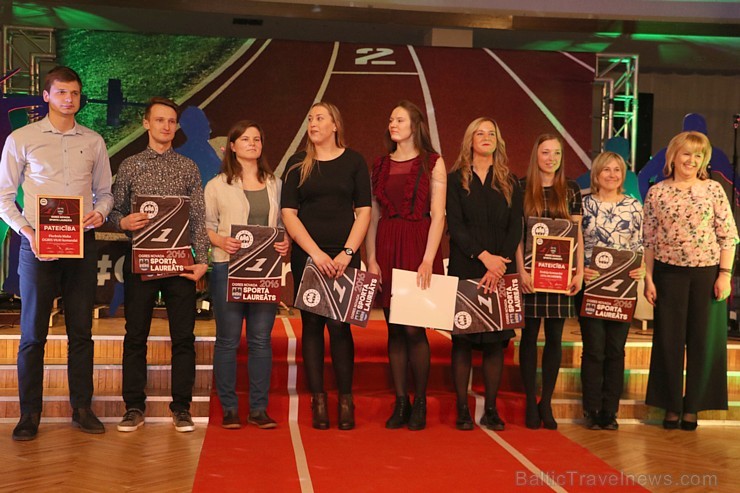 Labākie sportisti un treneri satiekas pasākumā «Ogres novada sporta laureāts 2016» 192607