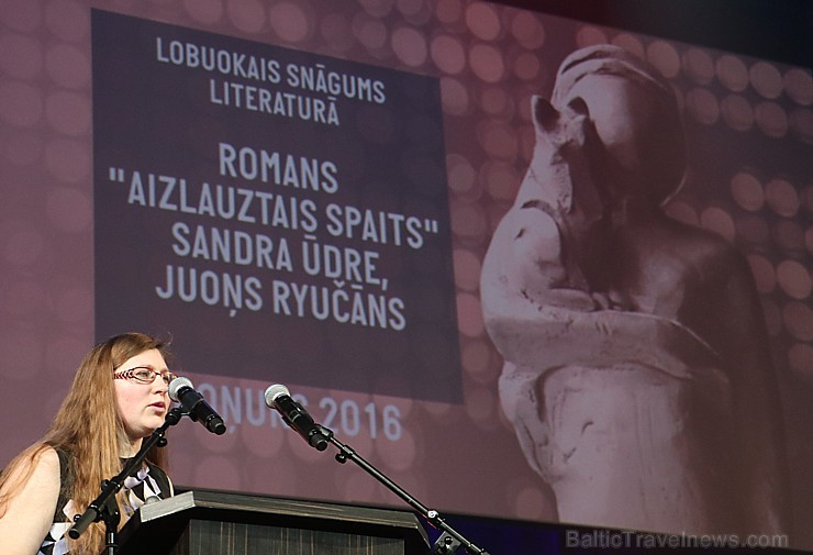 100 labākās Travelnews.lv bildes no latgaliešu kultūras gada balvas «Boņuks 2016», kur 26.02.2017 Rēzeknē pulcējās latgalieši un viesi 100 labākās Travelnews.lv bildes no latgaliešu kultūras gada balvas «Boņuks 2016», kur 26.02.2017 Rēzeknē pulcējās latgalieši un viesi 193251
