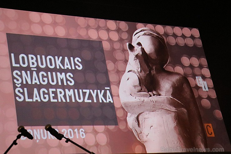 100 labākās Travelnews.lv bildes no latgaliešu kultūras gada balvas «Boņuks 2016», kur 26.02.2017 Rēzeknē pulcējās latgalieši un viesi 100 labākās Travelnews.lv bildes no latgaliešu kultūras gada balvas «Boņuks 2016», kur 26.02.2017 Rēzeknē pulcējās latgalieši un viesi 193275