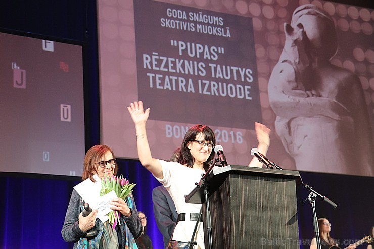 100 labākās Travelnews.lv bildes no latgaliešu kultūras gada balvas «Boņuks 2016», kur 26.02.2017 Rēzeknē pulcējās latgalieši un viesi 100 labākās Travelnews.lv bildes no latgaliešu kultūras gada balvas «Boņuks 2016», kur 26.02.2017 Rēzeknē pulcējās latgalieši un viesi 193309