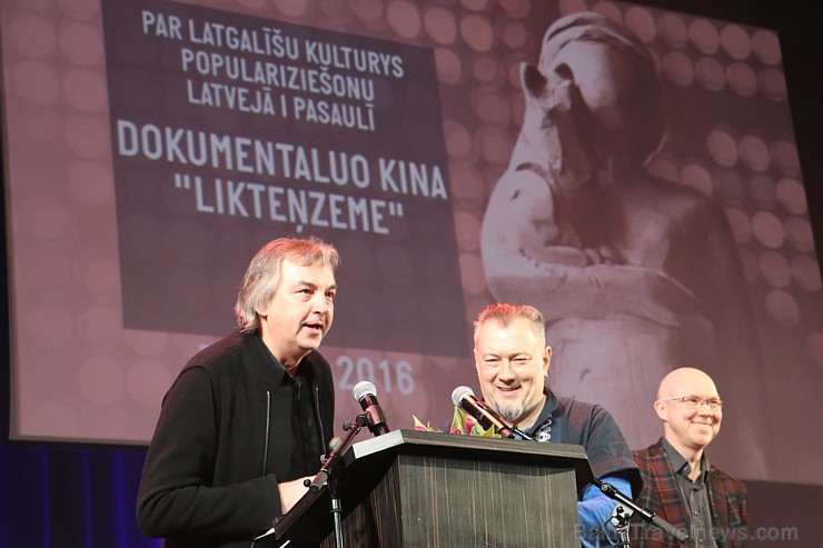 100 labākās Travelnews.lv bildes no latgaliešu kultūras gada balvas «Boņuks 2016», kur 26.02.2017 Rēzeknē pulcējās latgalieši un viesi 100 labākās Travelnews.lv bildes no latgaliešu kultūras gada balvas «Boņuks 2016», kur 26.02.2017 Rēzeknē pulcējās latgalieši un viesi 193314