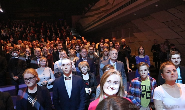 100 labākās Travelnews.lv bildes no latgaliešu kultūras gada balvas «Boņuks 2016», kur 26.02.2017 Rēzeknē pulcējās latgalieši un viesi 100 labākās Travelnews.lv bildes no latgaliešu kultūras gada balvas «Boņuks 2016», kur 26.02.2017 Rēzeknē pulcējās latgalieši un viesi 193323