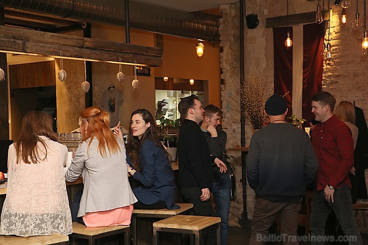 Rīgas kafejnīca un grauzdētava uz Miera ielas «Rocket Bean Roastery» veselu nedēļu atzīmē 2 gadu jubileju Rīgas kafejnīca un grauzdētava uz Miera ielas «Rocket Bean Roastery» veselu nedēļu atzīmē 2 gadu jubileju 194002