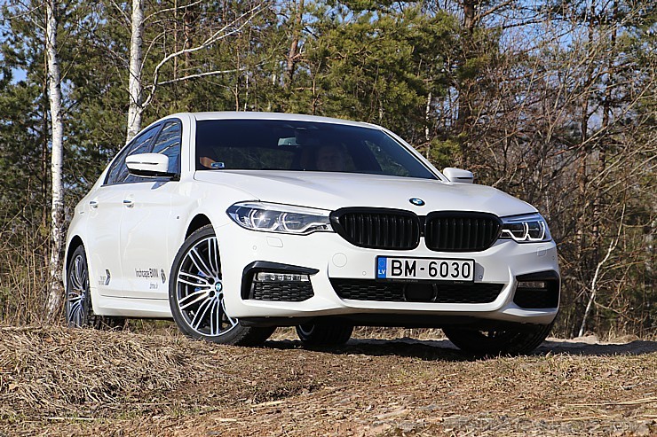 Travelnews.lv redakcija apceļo Vidzemi ar jauno BMW 530d XDrive 194176
