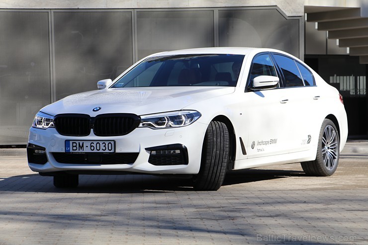 Travelnews.lv redakcija apceļo Vidzemi ar jauno BMW 530d XDrive 194187