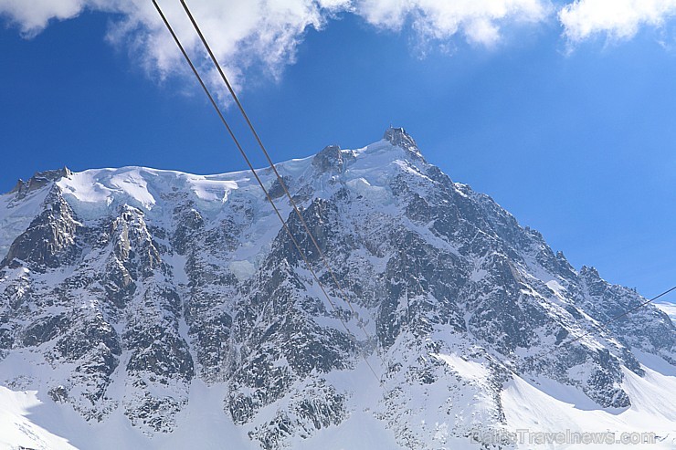 Travelnews.lv redakcija apmeklē 3 842 metru augsto Alpu virsotni «Aiguille du Midi». Atbalsta: Club Med Travelnews.lv redakcija apmeklē 3 842 metru augsto Alpu virsotni «Aiguille du Midi». Atbalsta: Club Med 194542