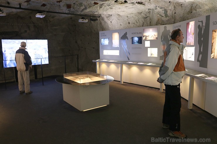 Travelnews.lv redakcija apmeklē 3 842 metru augsto Alpu virsotni «Aiguille du Midi». Atbalsta: Club Med Travelnews.lv redakcija apmeklē 3 842 metru augsto Alpu virsotni «Aiguille du Midi». Atbalsta: Club Med 194573