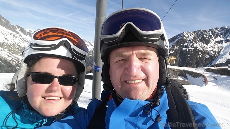 Travelnews.lv redakcija kopā ar «Latvia Tours» izbauda kalnu slēpošanu Alpu kalnos. Atbalsta: Club Med Travelnews.lv redakcija kopā ar «Latvia Tours» izbauda kalnu slēpošanu Alpu kalnos. Atbalsta: Club Med 195072