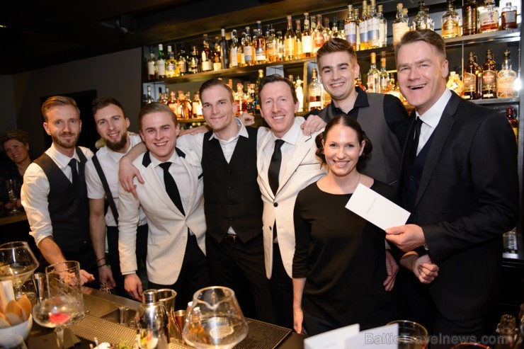 Pasaulslavenais «American Bar» Rīgā prezentē savu kokteiļu karti 196082