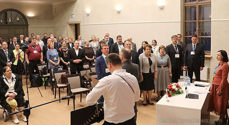 Latgolys symtgadis kongresa rezolūcija, kas tika pieņemta 6.05.2017 Rēzeknē, aicina stiprināt un attīstīt latgalisko kultūrvidi Latgalē Latgolys symtgadis kongresa rezolūcija, kas tika pieņemta 6.05.2017 Rēzeknē, aicina stiprināt un attīstīt latgalisko kultūrvidi Latgalē 197454