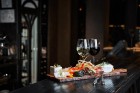 Restorāns «De Commerce Gastro Pub 1871» piedāvā jaunu ēdienkarti