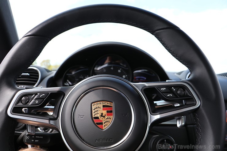 Travelnews.lv redakcija izbrauc «Porsche Road Tour» ar 8 spēkratiem un izbauda Vidzemes pavasari Travelnews.lv redakcija izbrauc «Porsche Road Tour» ar 8 spēkratiem un izbauda Vidzemes pavasari 197672