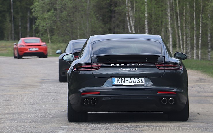 Travelnews.lv redakcija izbrauc «Porsche Road Tour» ar 8 spēkratiem un izbauda Vidzemes pavasari Travelnews.lv redakcija izbrauc «Porsche Road Tour» ar 8 spēkratiem un izbauda Vidzemes pavasari 197673