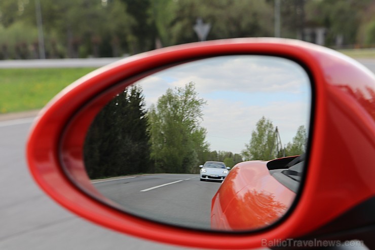 Travelnews.lv redakcija izbrauc «Porsche Road Tour» ar 8 spēkratiem un izbauda Vidzemes pavasari Travelnews.lv redakcija izbrauc «Porsche Road Tour» ar 8 spēkratiem un izbauda Vidzemes pavasari 197718