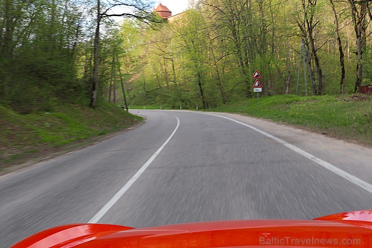Travelnews.lv redakcija izbrauc «Porsche Road Tour» ar 8 spēkratiem un izbauda Vidzemes pavasari Travelnews.lv redakcija izbrauc «Porsche Road Tour» ar 8 spēkratiem un izbauda Vidzemes pavasari 197719