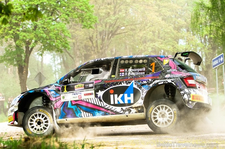 Talsu rallijā «putekļi pa gaisu», uzvarētājus šķir tikai 0,74 sekundes |
Foto autors: Gatis Smudzis Talsu rallijā «putekļi pa gaisu», uzvarētājus šķir tikai 0,74 sekundes |
Foto autors: Gatis Smudzis 197979