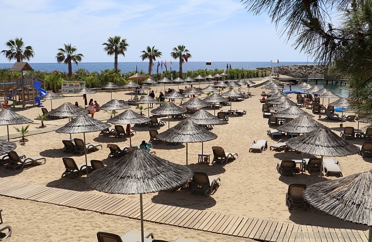 «Novatours Summer Breeze» dalībnieki izbauda «Rubi Platinum Spa Resort & Suites» pludmali Turcijā «Novatours Summer Breeze» dalībnieki izbauda «Rubi Platinum Spa Resort & Suites» pludmali Turcijā 198014