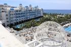 «Novatours Summer Breeze» dalībnieki izbauda «Rubi Platinum Spa Resort & Suites» pludmali Turcijā