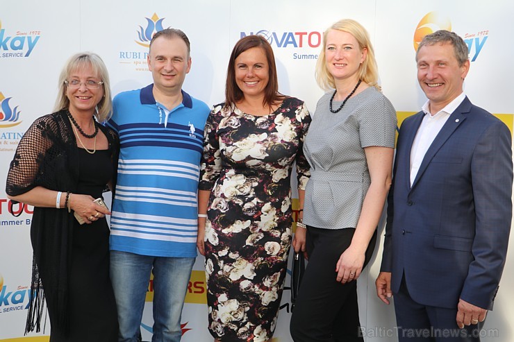 «Novatours Summer Breeze» dalībnieki ballējas Turcijas viesnīcā «Rubi Platinum Spa Resort & Suites» «Novatours Summer Breeze» dalībnieki ballējas Turcijas viesnīcā «Rubi Platinum Spa Resort & Suites» 198824