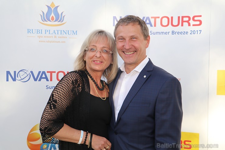 «Novatours Summer Breeze» dalībnieki ballējas Turcijas viesnīcā «Rubi Platinum Spa Resort & Suites» «Novatours Summer Breeze» dalībnieki ballējas Turcijas viesnīcā «Rubi Platinum Spa Resort & Suites» 198839