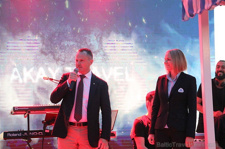 «Novatours Summer Breeze» dalībnieki ballējas Turcijas viesnīcā «Rubi Platinum Spa Resort & Suites» «Novatours Summer Breeze» dalībnieki ballējas Turcijas viesnīcā «Rubi Platinum Spa Resort & Suites» 198869