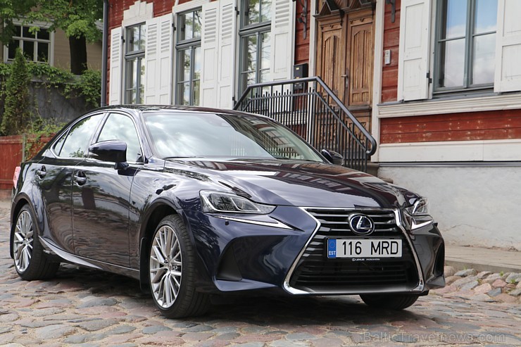 Travelnews.lv redakcija ar jauno «Lexus IS300H» apceļo Latgali un 4 dienās nobrauc 1000 km garu maršrutu Travelnews.lv redakcija ar jauno «Lexus IS300H» apceļo Latgali un 4 dienās nobrauc 1000 km garu maršrutu 199065