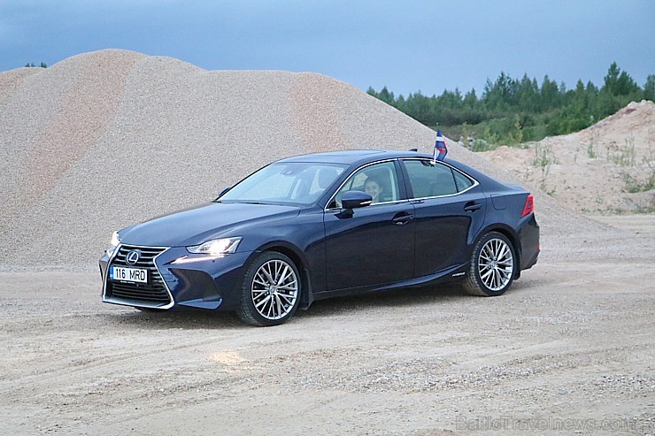 Travelnews.lv redakcija ar jauno «Lexus IS300H» apceļo Latgali un 4 dienās nobrauc 1000 km garu maršrutu Travelnews.lv redakcija ar jauno «Lexus IS300H» apceļo Latgali un 4 dienās nobrauc 1000 km garu maršrutu 199084