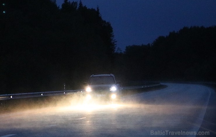 Travelnews.lv redakcija ar jauno «Lexus IS300H» apceļo Latgali un 4 dienās nobrauc 1000 km garu maršrutu Travelnews.lv redakcija ar jauno «Lexus IS300H» apceļo Latgali un 4 dienās nobrauc 1000 km garu maršrutu 199096