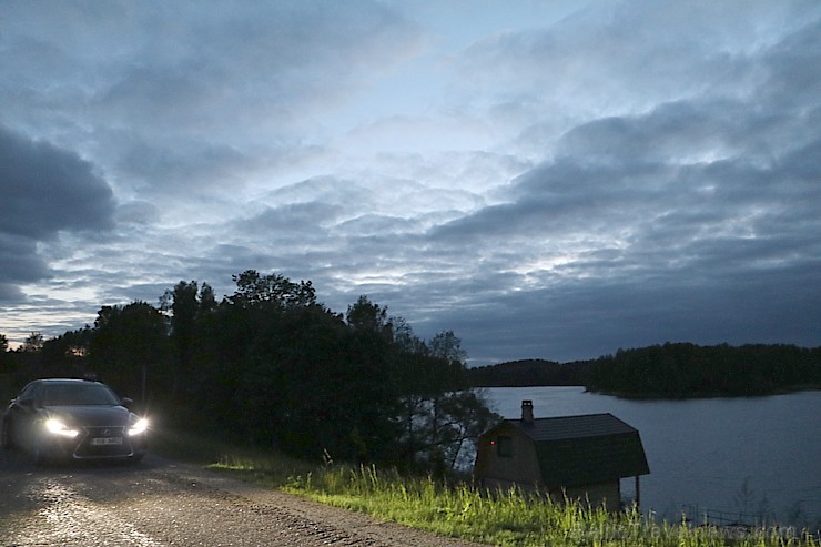 Travelnews.lv redakcija ar jauno «Lexus IS300H» apceļo Latgali un 4 dienās nobrauc 1000 km garu maršrutu Travelnews.lv redakcija ar jauno «Lexus IS300H» apceļo Latgali un 4 dienās nobrauc 1000 km garu maršrutu 199102