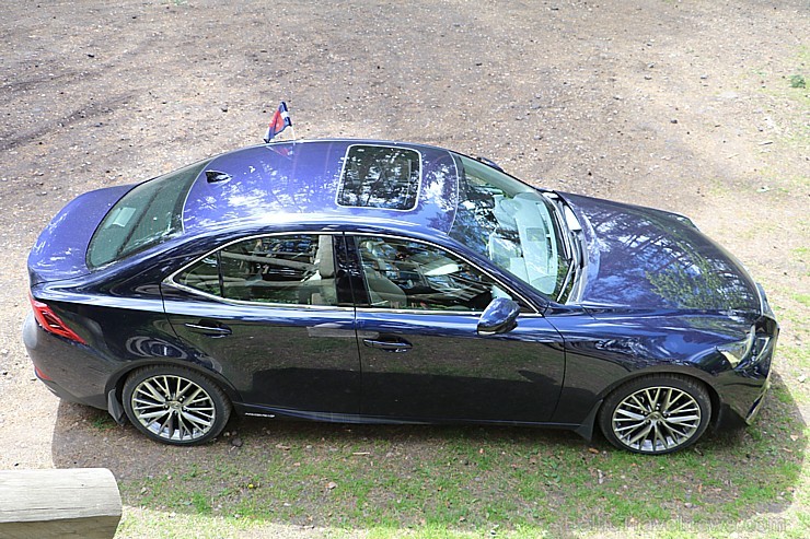 Travelnews.lv redakcija ar jauno «Lexus IS300H» apceļo Latgali un 4 dienās nobrauc 1000 km garu maršrutu Travelnews.lv redakcija ar jauno «Lexus IS300H» apceļo Latgali un 4 dienās nobrauc 1000 km garu maršrutu 199122