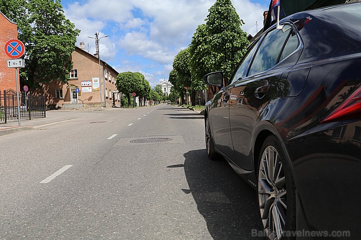 Travelnews.lv redakcija ar jauno «Lexus IS300H» apceļo Latgali un 4 dienās nobrauc 1000 km garu maršrutu Travelnews.lv redakcija ar jauno «Lexus IS300H» apceļo Latgali un 4 dienās nobrauc 1000 km garu maršrutu 199151