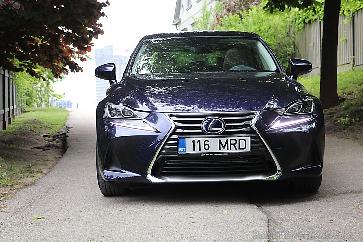 Travelnews.lv redakcija ar jauno «Lexus IS300H» apceļo Latgali un 4 dienās nobrauc 1000 km garu maršrutu Travelnews.lv redakcija ar jauno «Lexus IS300H» apceļo Latgali un 4 dienās nobrauc 1000 km garu maršrutu 199159
