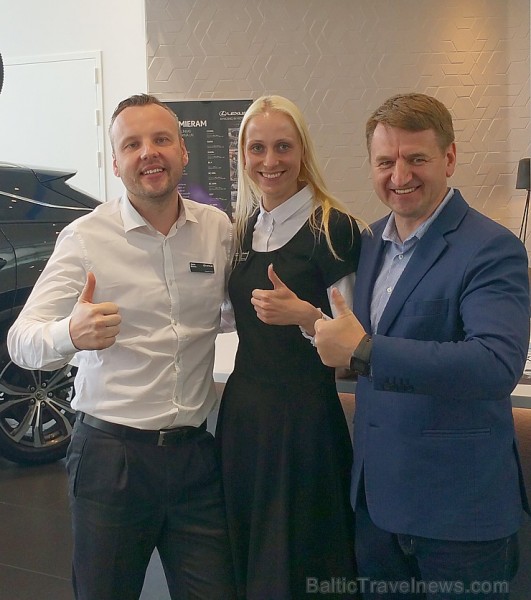 Travelnews.lv redakcija ar jauno «Lexus IS300H» apceļo Latgali un 4 dienās nobrauc 1000 km garu maršrutu Travelnews.lv redakcija ar jauno «Lexus IS300H» apceļo Latgali un 4 dienās nobrauc 1000 km garu maršrutu 199162