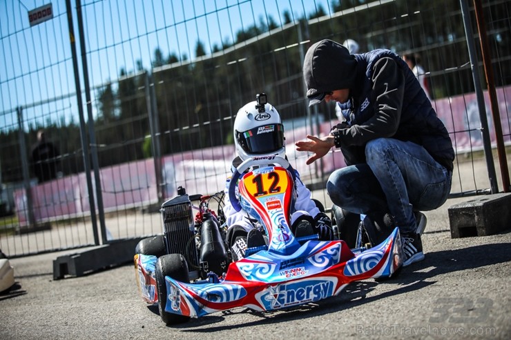 Rīgā «Rotax Nordic Challenge» spēkus mērījuši sporta kartingi 199247