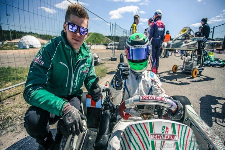 Rīgā «Rotax Nordic Challenge» spēkus mērījuši sporta kartingi 199262