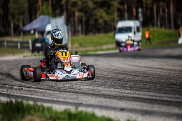 Rīgā «Rotax Nordic Challenge» spēkus mērījuši sporta kartingi 199279