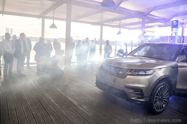 Rīgā prezentēts jaunais «Range Rover Velar» 199636