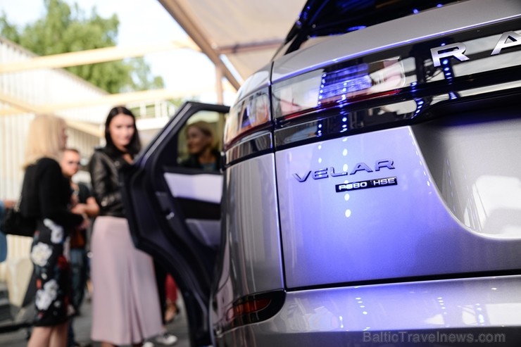 Rīgā prezentēts jaunais «Range Rover Velar» 199645