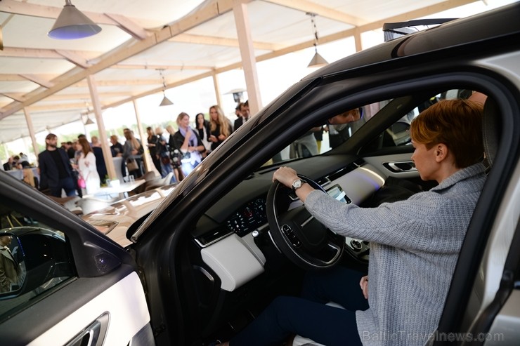 Rīgā prezentēts jaunais «Range Rover Velar» 199647