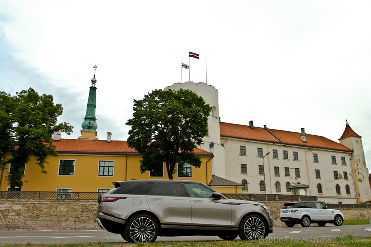 Jaunais Range Rover Velar «atrādījies» Rīgas ielās 199992
