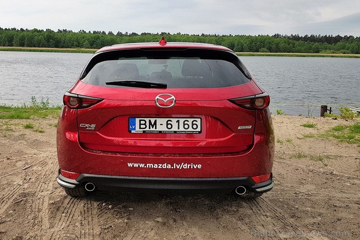 Konkursā «Latvijas Gada auto 2018» noritējis pirmais testa brauciens 200184