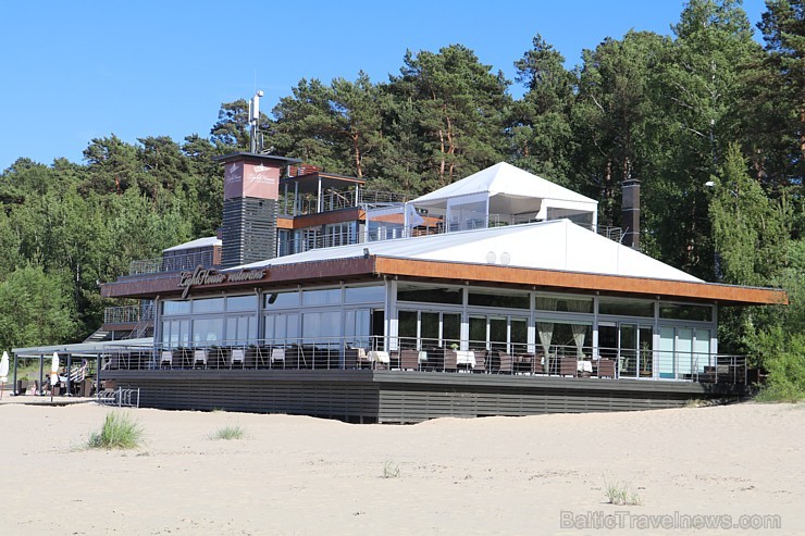 Jūrmala piesaka garšīgu pludmales sezonu no «36Line» līdz «Orizzonte». Attēlā - Light House Jurmala Jūrmala piesaka garšīgu pludmales sezonu no «36Line» līdz «Orizzonte». Attēlā - Light House Jurmala 200427