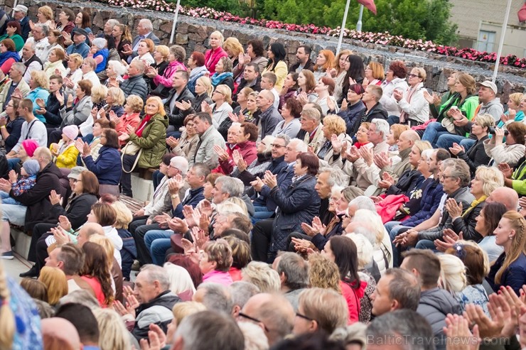 Jelgavā  aizritējis koncerts «Mana vasaras melodija» 201242