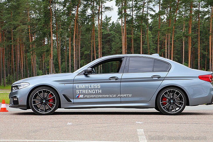Travelnews.lv ņem aktīvu dalību BMW M pieredzes pasākumā Biķernieku trasē 201416