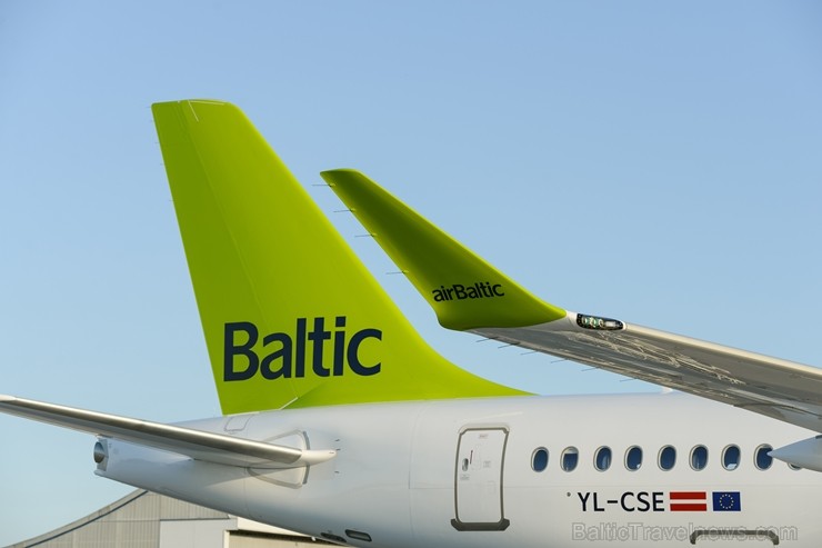 Lidosta «Rīga» un «Airbaltic» medijiem atrāda savu infrastruktūru un gaisa floti 202183