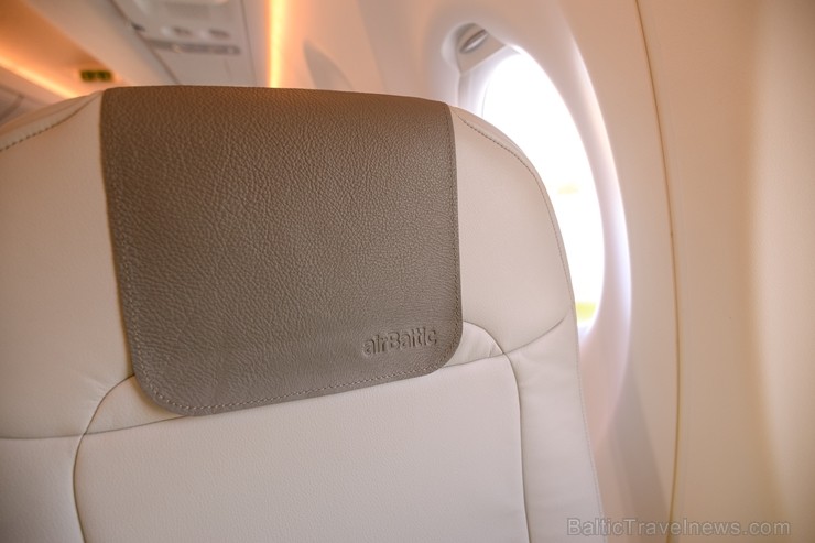 Lidosta «Rīga» un «Airbaltic» medijiem atrāda savu infrastruktūru un gaisa floti 202210
