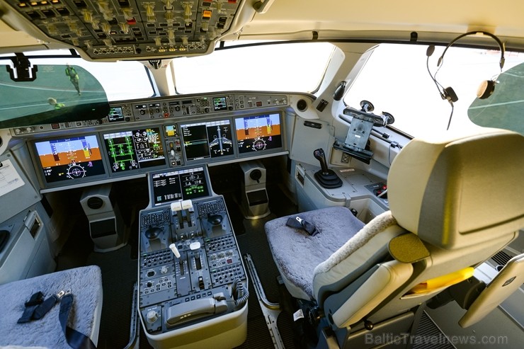Lidosta «Rīga» un «Airbaltic» medijiem atrāda savu infrastruktūru un gaisa floti 202221